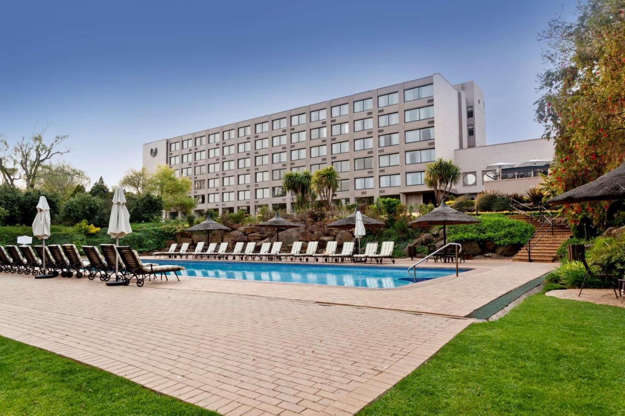 Riverside Sun Vanderbijlpark Exterior foto